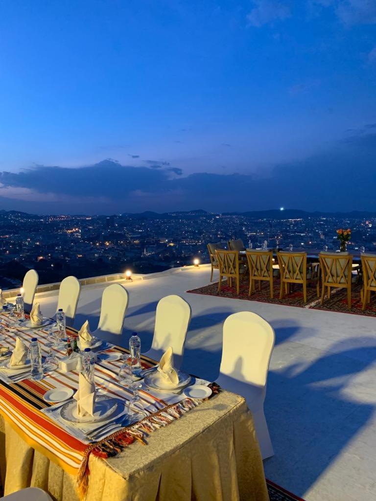 Sarwat Park Hotel Abha Exterior photo